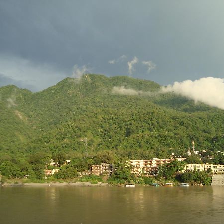 Sanidhya Inn Rishīkesh Exteriör bild
