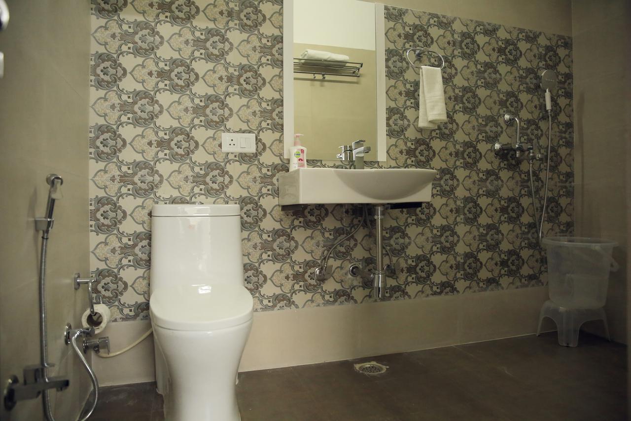 Sanidhya Inn Rishīkesh Exteriör bild